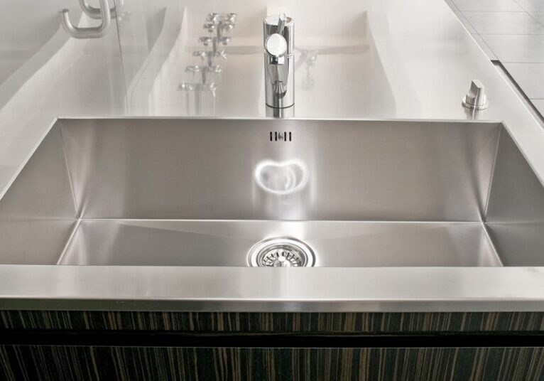 New kitchen sink for kitchen renovation